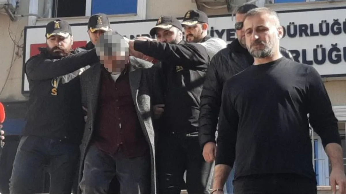 Ailesini katleden cani babaya 3 kez ağır müebbet