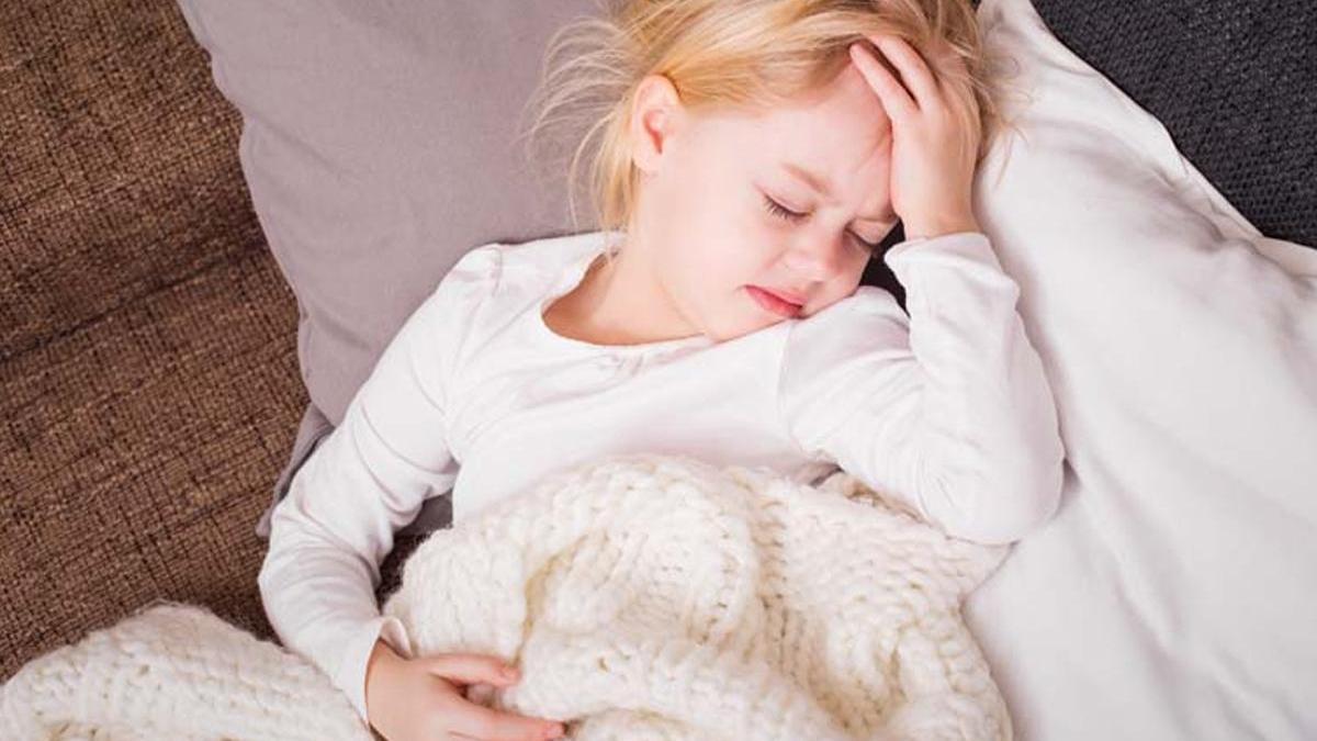 İnfluenza vakalarında son günlerde artış var! Boğaz ağrısı ve ateş görülebilir