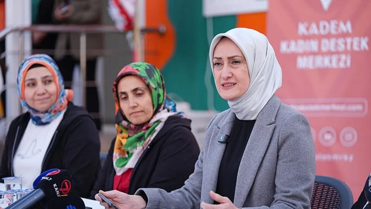 KADEM Başkanı Gümrükçüoğlu, Malatya’daki Kadın Destek Merkezi’ni ziyaret etti