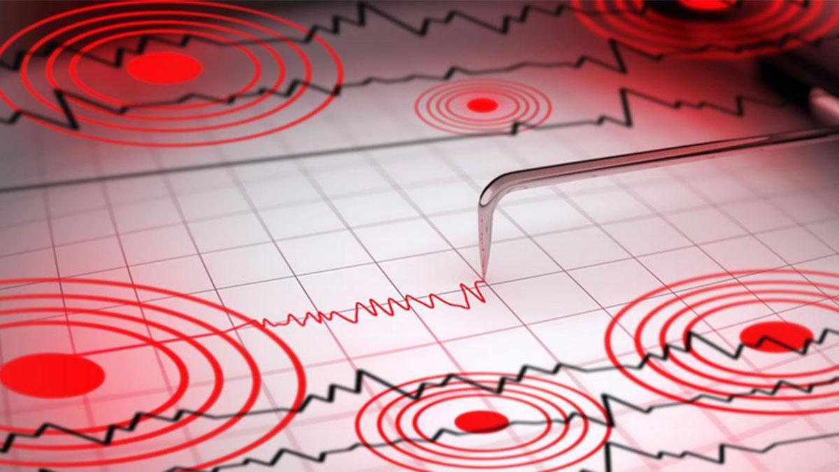 Son Dakika: İzmir’de 4 büyüklüğünde deprem