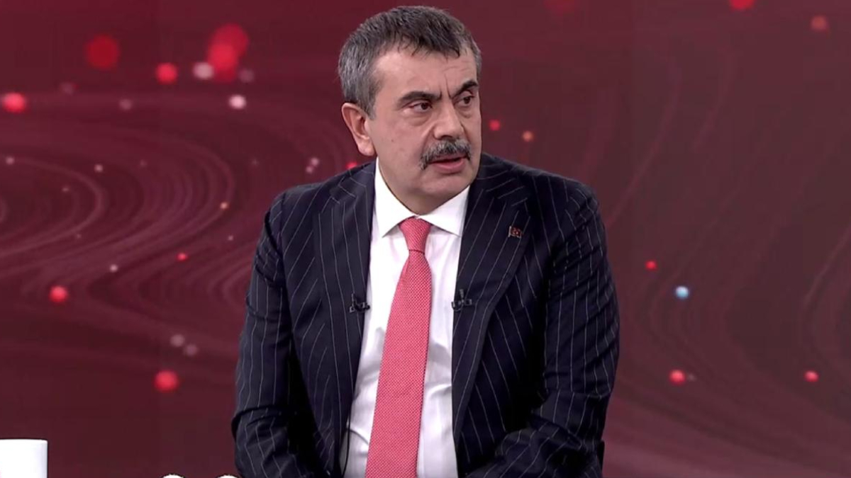 Yusuf Tekin: Yaz tatilinin öne çekilmesi gündemimizde yok